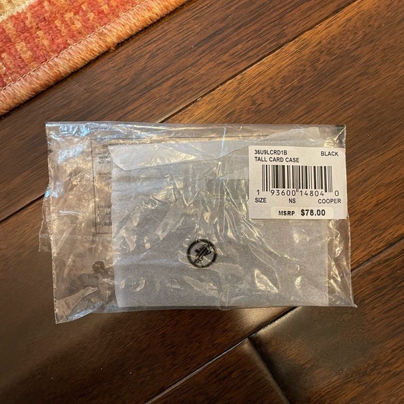 Michael Kors Greyson Tall Card Case Black/Brown UNISEX - Picture 2 of 4